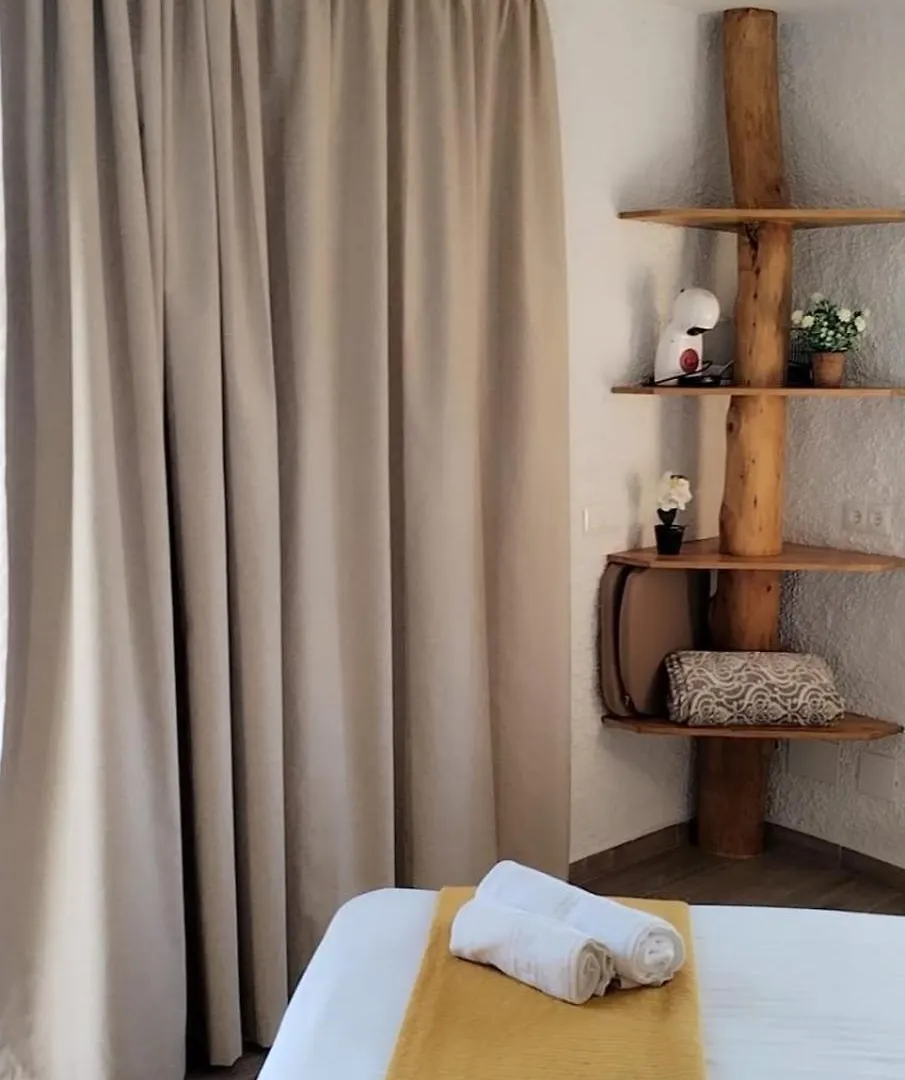 Летний дом Hotel Rural Los Caracoles Фрихилиана