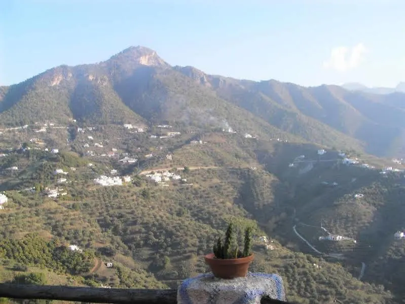 Hotel Rural Los Caracoles Фрихилиана